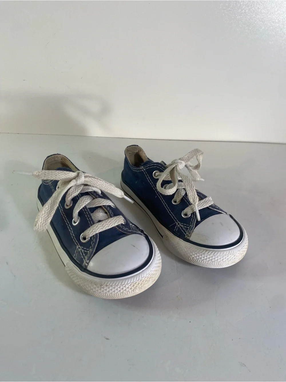 Converse Infant/Toddler Chuck Taylor All Star Low Top Size 8